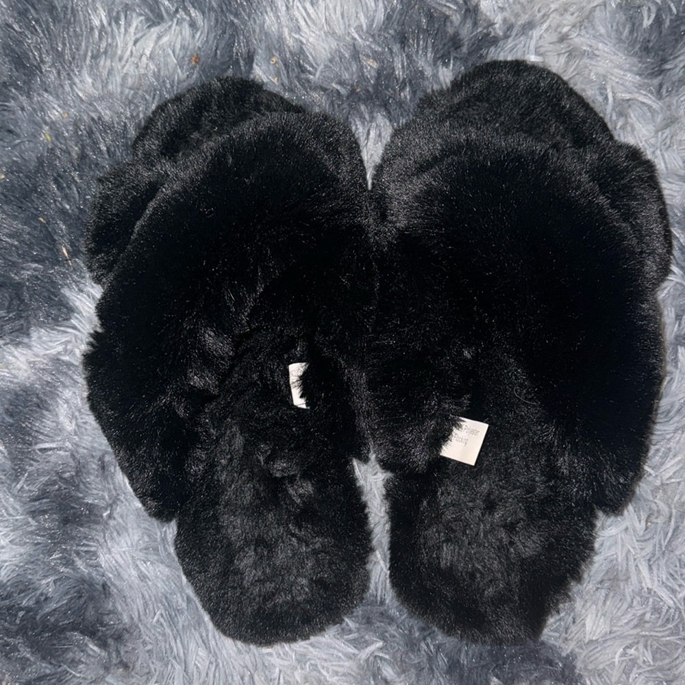 Comfy furry sandal/slide slippers